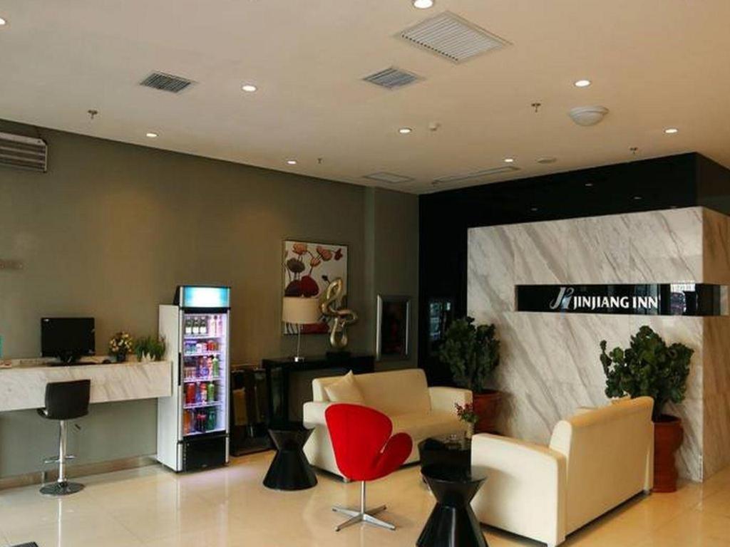 Jinjiang Inn Changchun Hongqi Street Екстериор снимка
